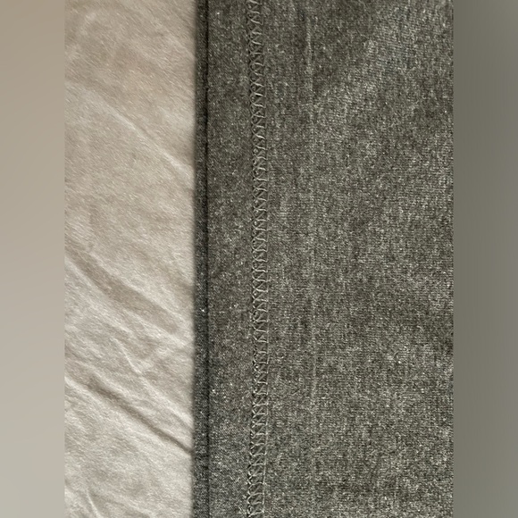 Vintage Disney World Pirates Of The Caribbean Ahoy to the World Holiday Shirt Sm - Picture 11 of 11